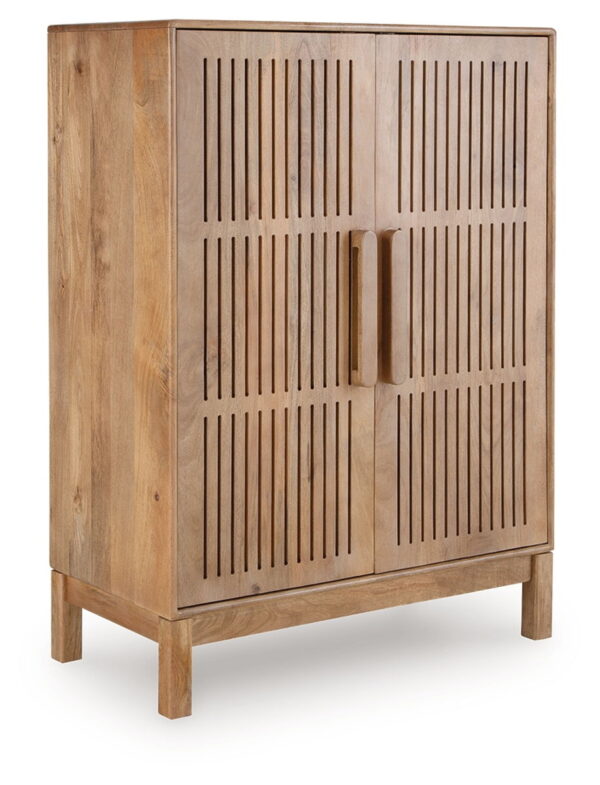 Pellamour - Natural Brown - Bar Cabinet