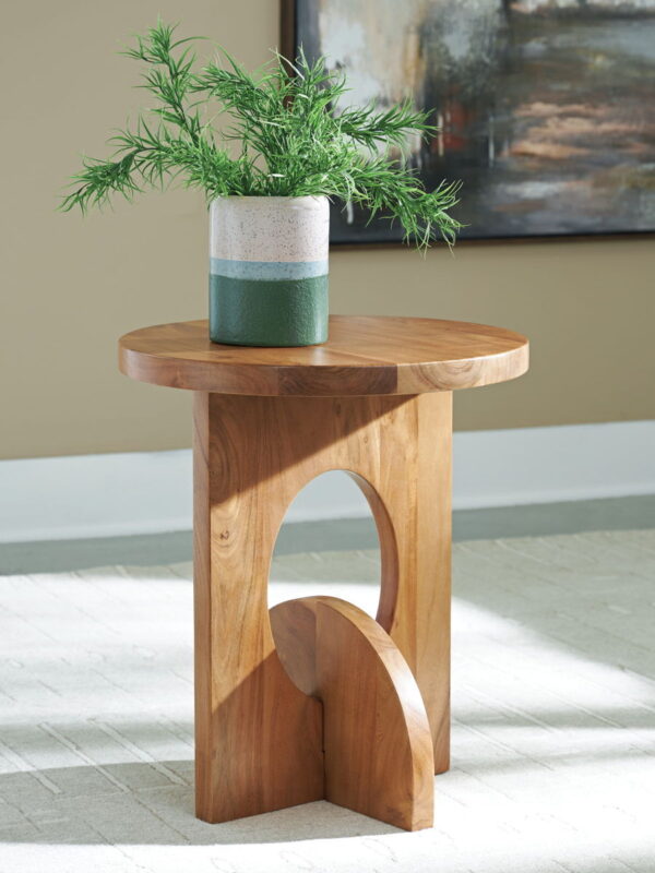 Hollbourne - Brown - Accent Table - Image 4