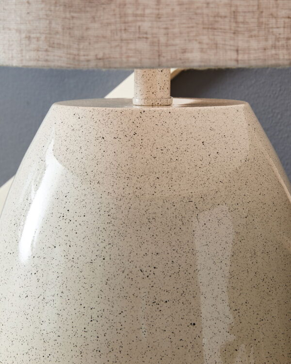Linas - Cream / Beige - Metal Table Lamp - Image 4