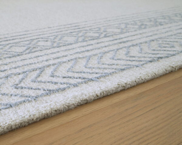 Azelhurst - Rug - Image 5