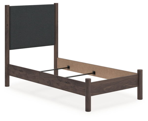 Pamytta - Upholstered Panel Bed - Image 4