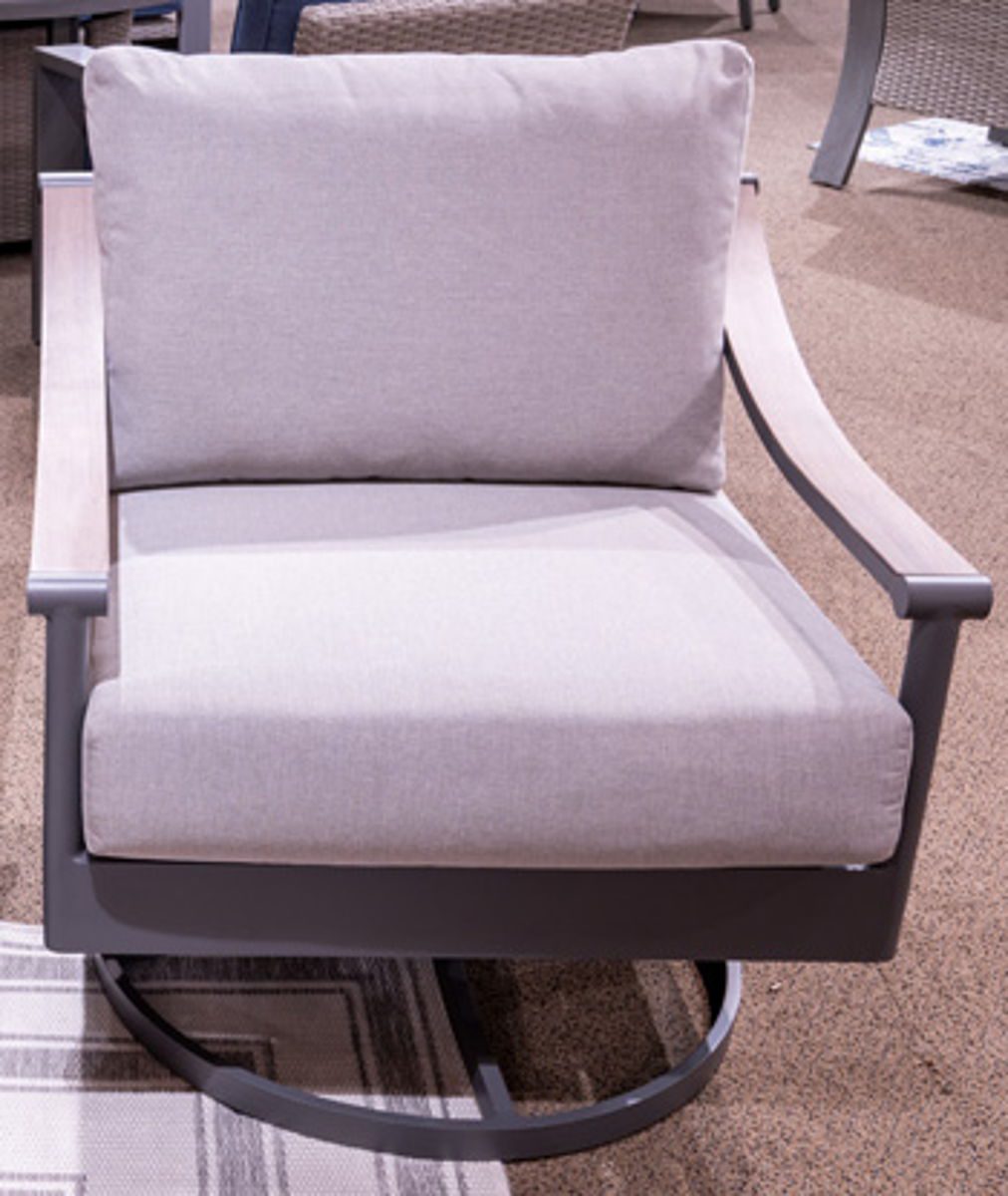 Ocean Beach - Gray - Swivel Lounge With Cushion