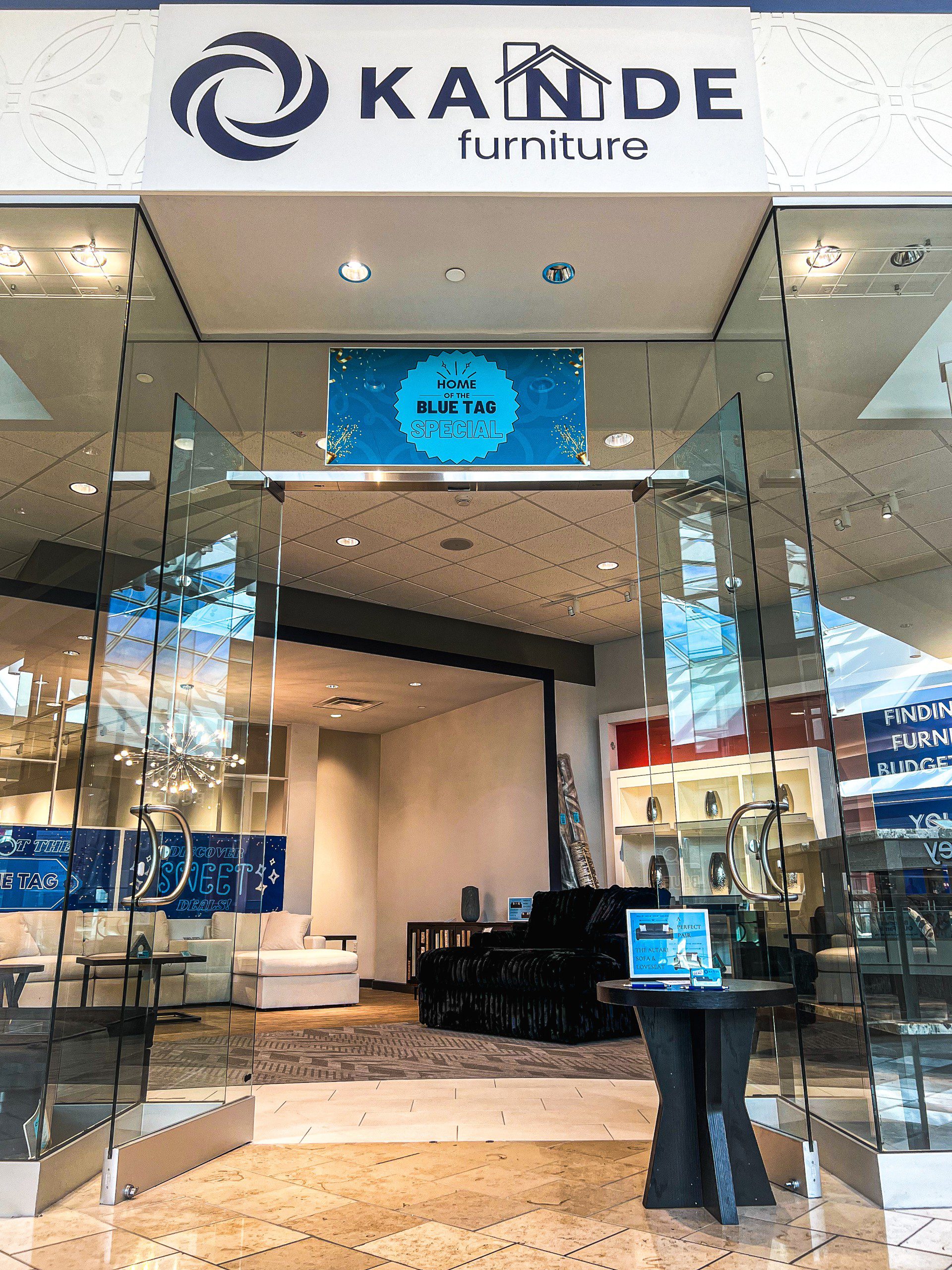 Open Mall Doors Photo